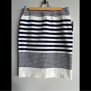 RW&CO slip on skirt. Size small. Never worn, tags still on.